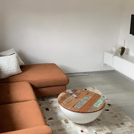 Apartman S Bazenem A Saunou Kadaň Exteriér fotografie