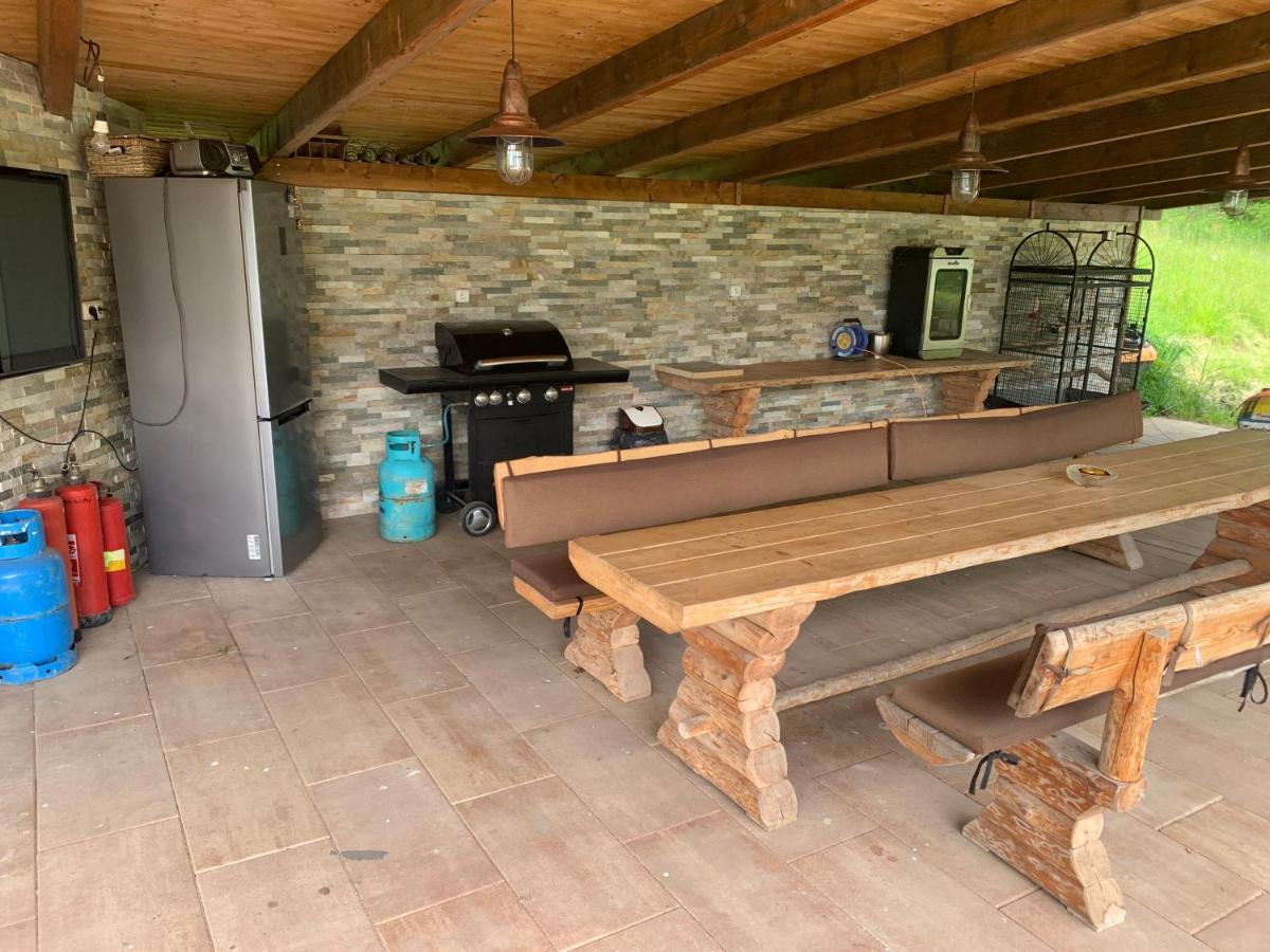 Apartmán S Bazenem A Saunou Kadaň